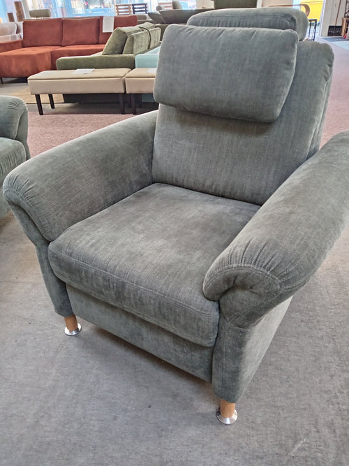 2 x 3 Sitzer + Sessel in grau