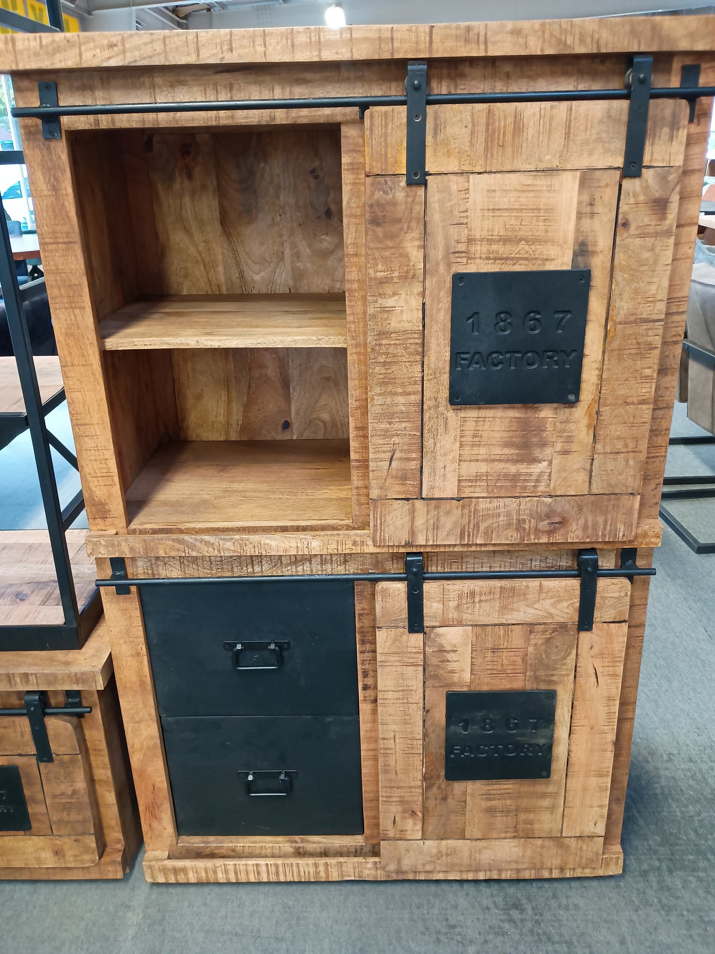 Kommode Mango Massiv