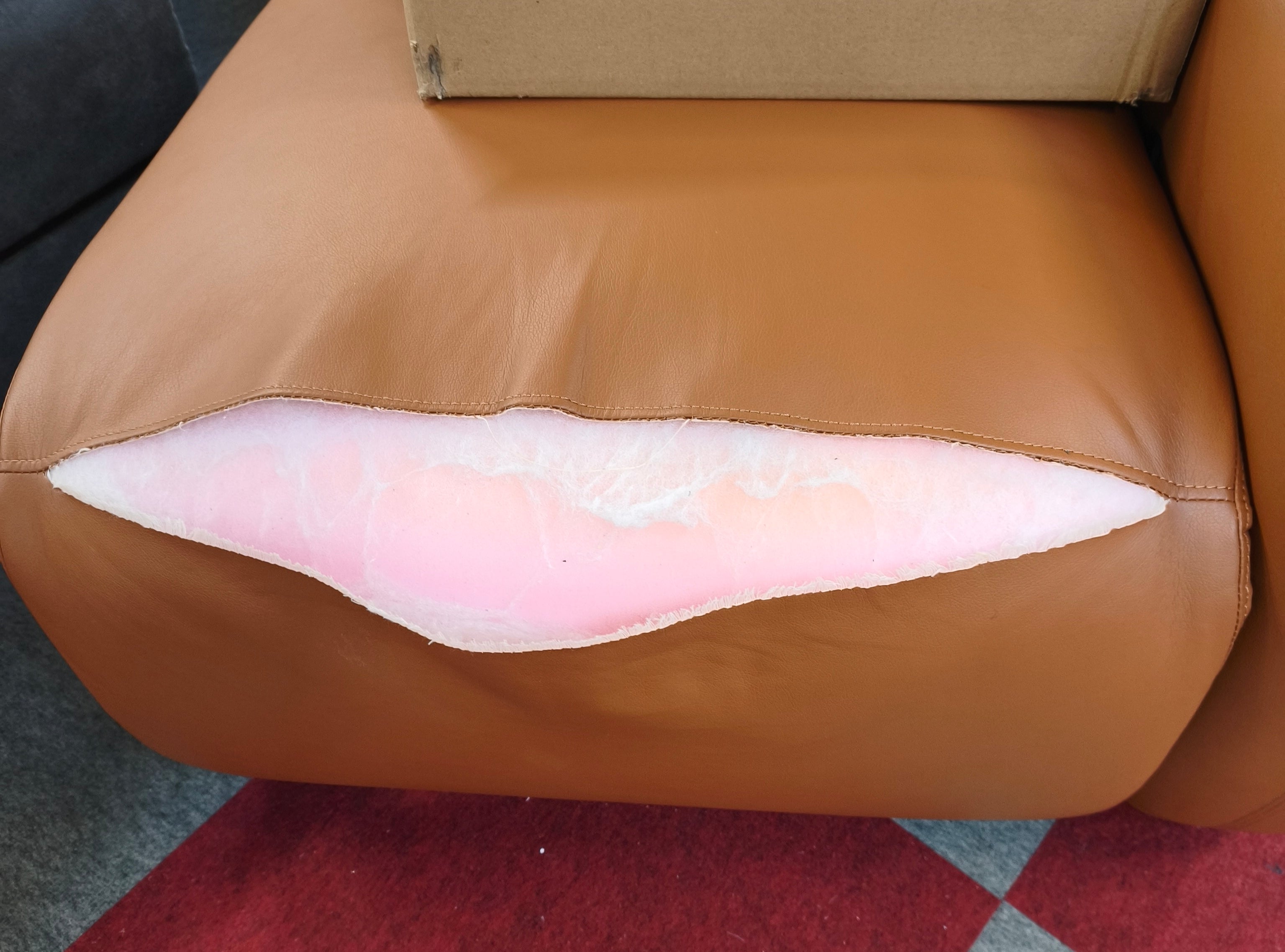 Outlet 2. Wahl 3-Sitzer mit Relaxfunktion