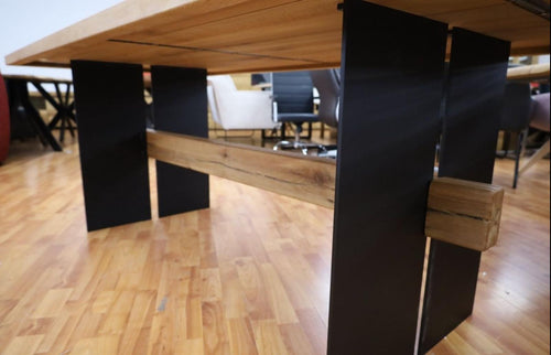 Couchtisch Balkeneiche