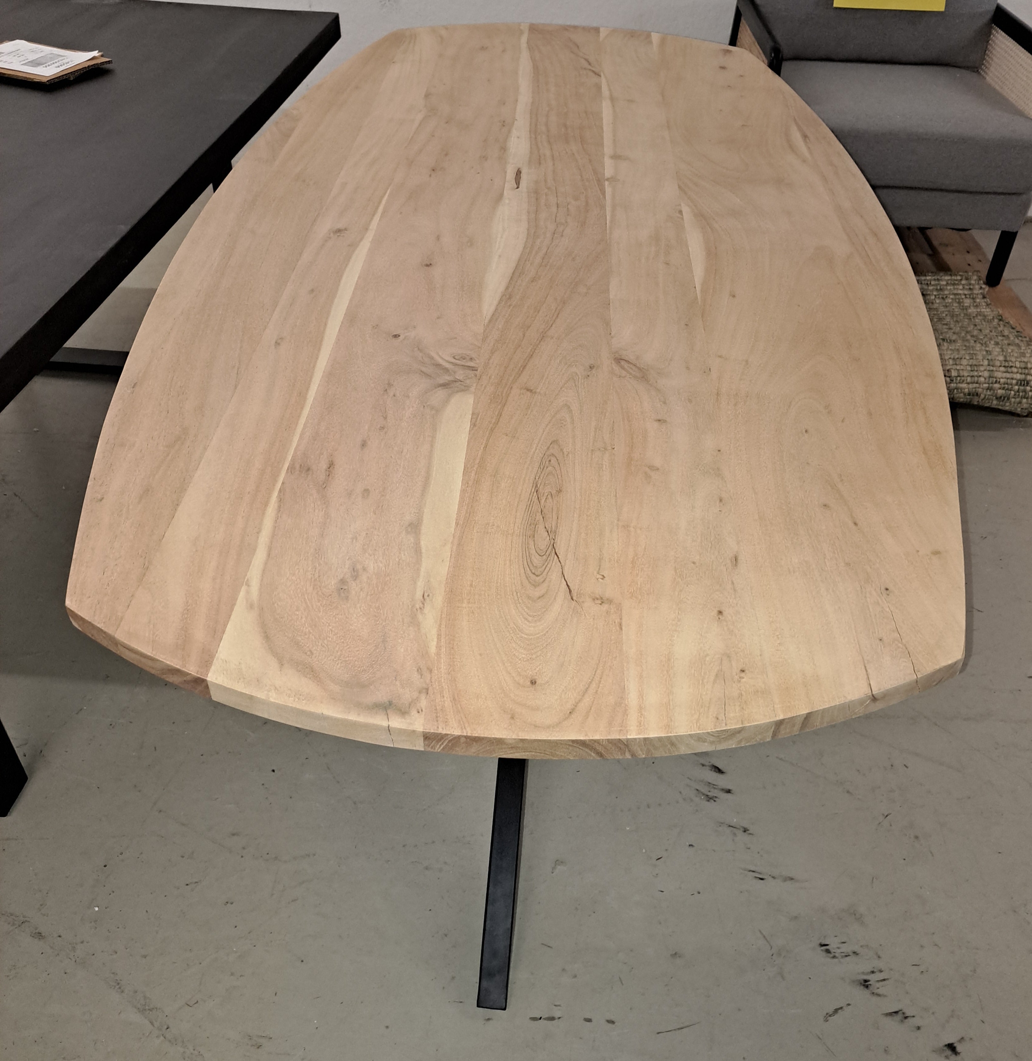 Esstisch 200 x 100 oval