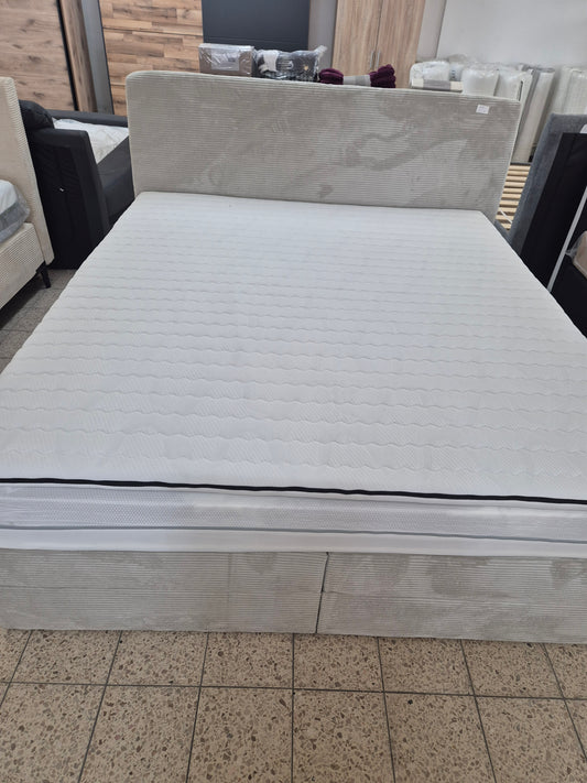 Boxspringbett 180x200cm mit Bettkasten
