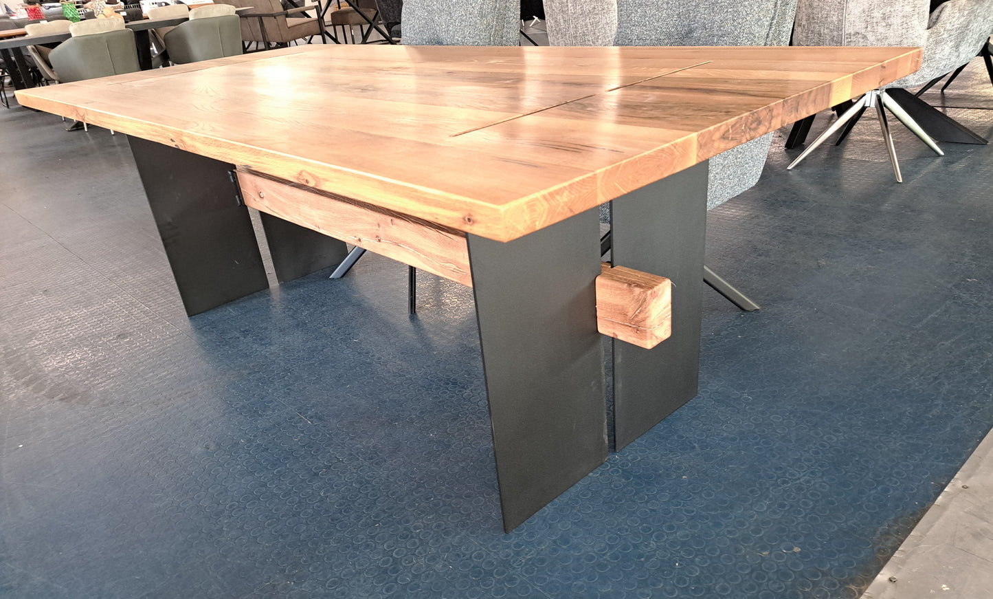 Esstisch 220 x 100 Balkeneiche