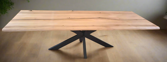 Esstisch mit Baumkante 220x100 Epoxidharzfüllung