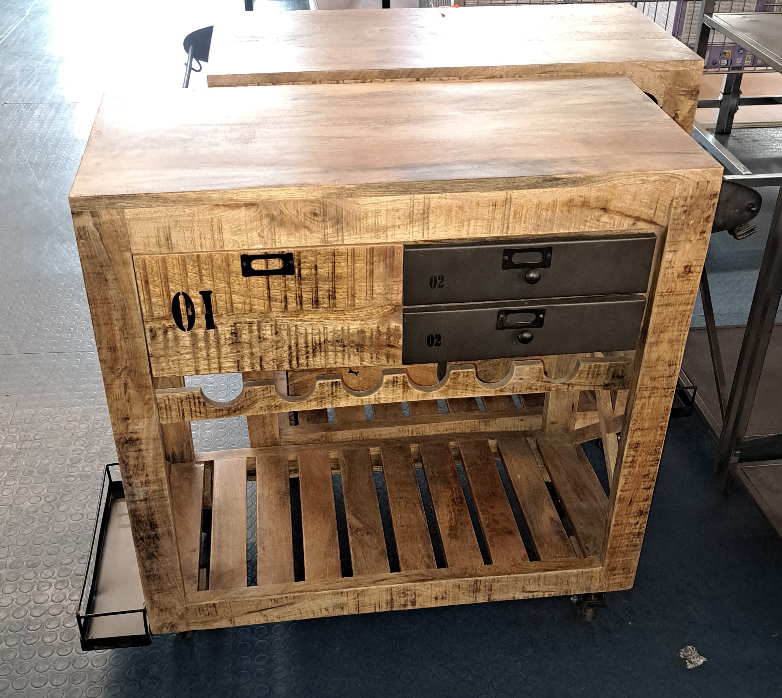 Servierwagen / Barwagen