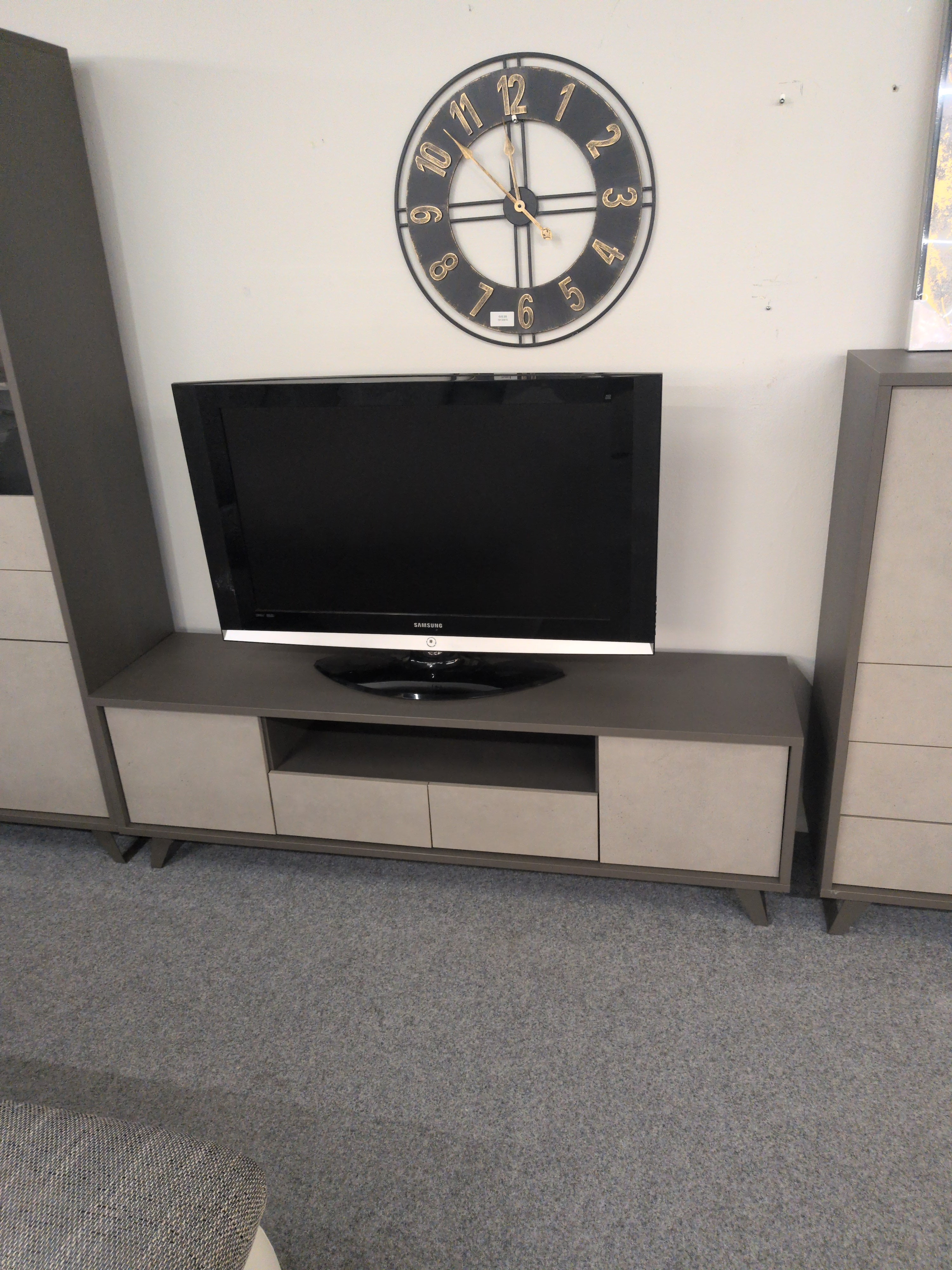 TV Board Moonrock