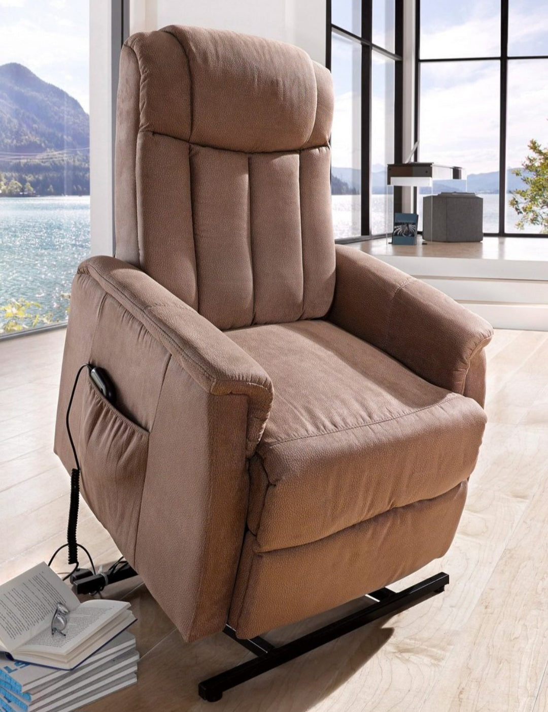 Sessel mit elektrischer Aufstehhilfe Jahresstart Einzelstück / Posten  Aktion